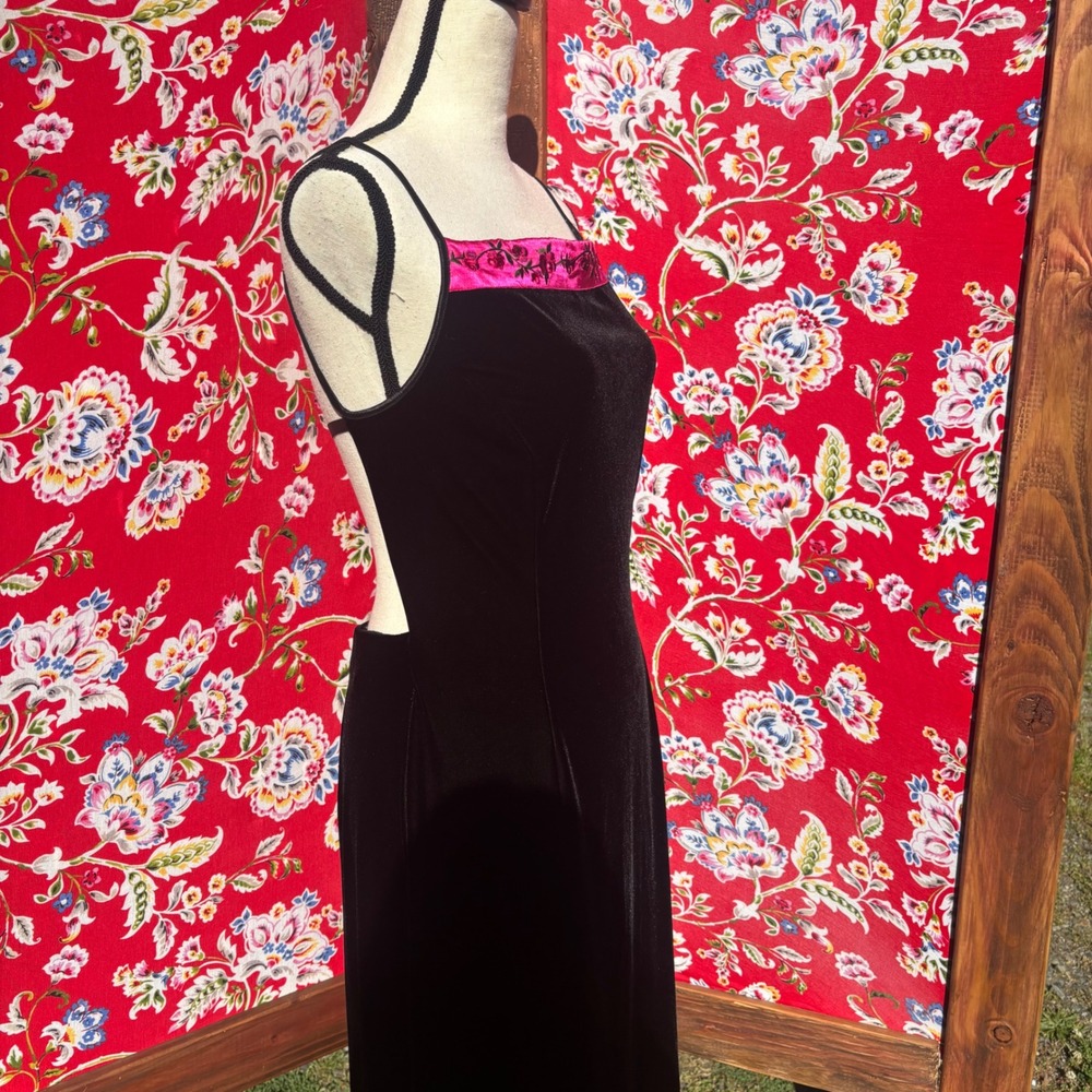 VTG 90s Whimsigoth Black Velvet Magenta Satin Rose Embroidered Maxi Dress Size L - Picture 6 of 16